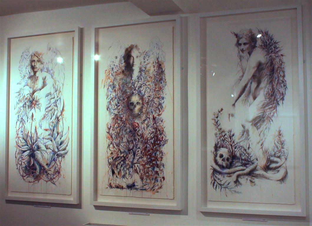 triptych (Medium)